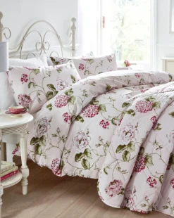 Christy Hydrangea Throw