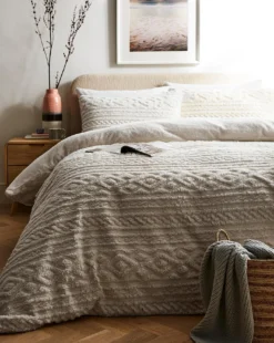 Pipin Cosy Cream Cuddle Fleece Duvet Cover Set