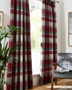 Braemar Pencil Pleat Lined Curtains
