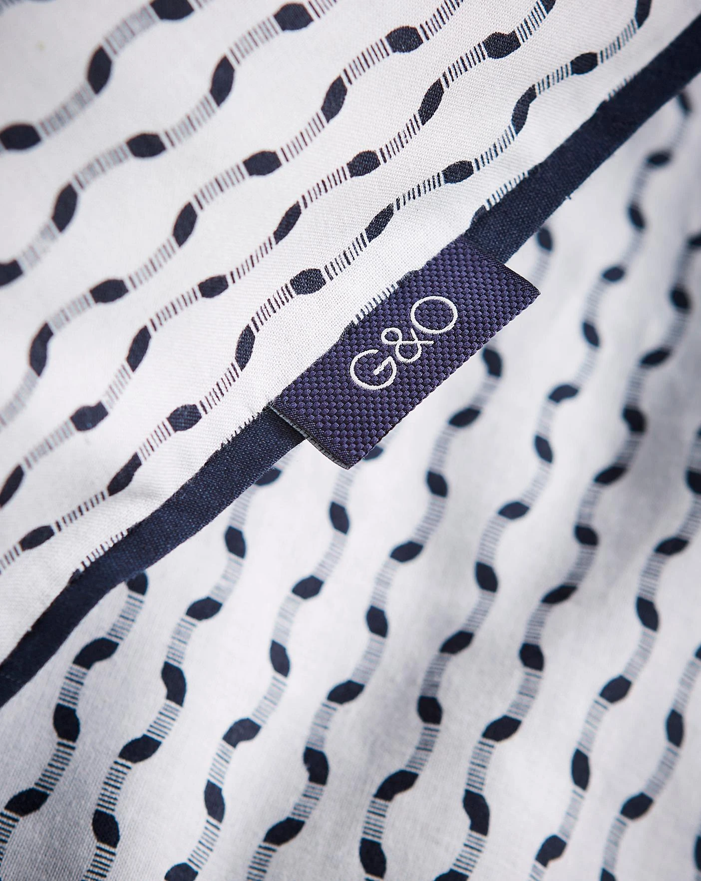 Gray & Osbourn No.1 Duvet Cover Set 7 Gray & Osbourn No.1 Duvet Cover Set - Image 7