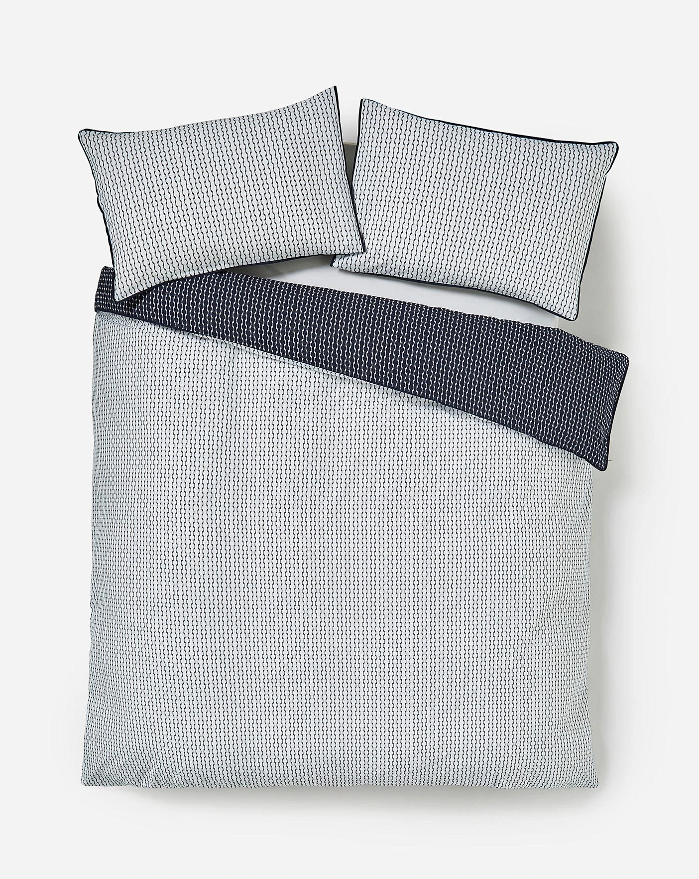 Gray & Osbourn No.1 Duvet Cover Set 5 Gray & Osbourn No.1 Duvet Cover Set - Image 5