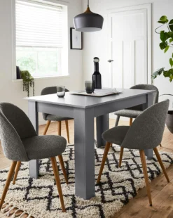 Dakota Small Dining Table With 4 Klara Boucle Chairs