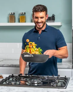 Ninja Foodi ZEROSTICK 28cm Wok With Lid -Home Furnishings Store y01zo324855s