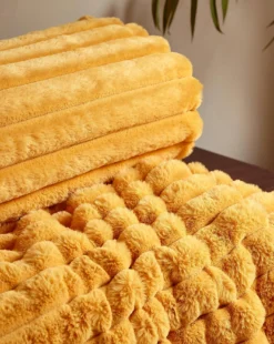 Catherine Lansfield Cosy Ribbed Throw -Home Furnishings Store z01mn307505s