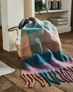 Julipa Woven Checked Throw