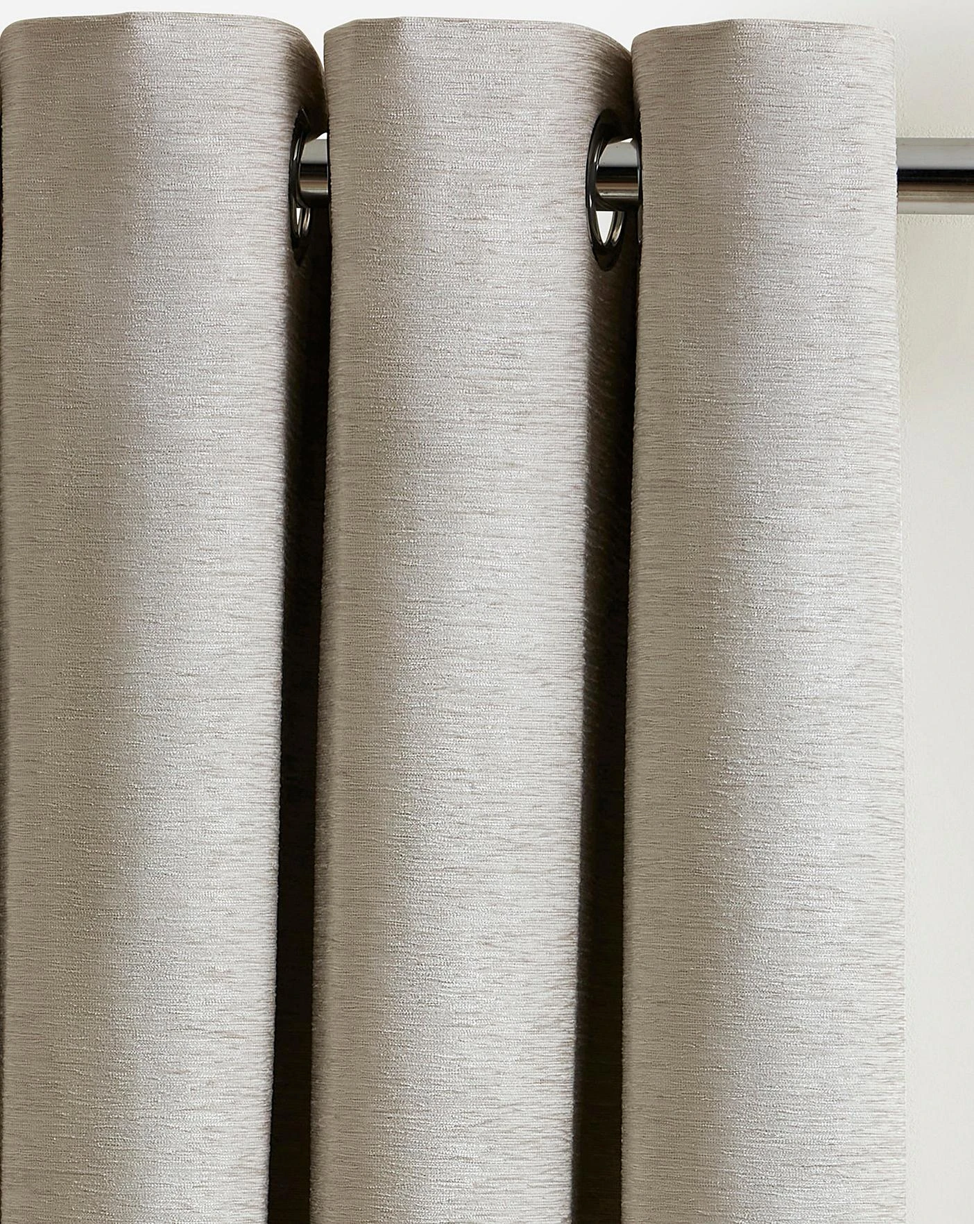 Canterbury Blackout Eyelet Curtains 3 Canterbury Blackout Eyelet Curtains - Image 3